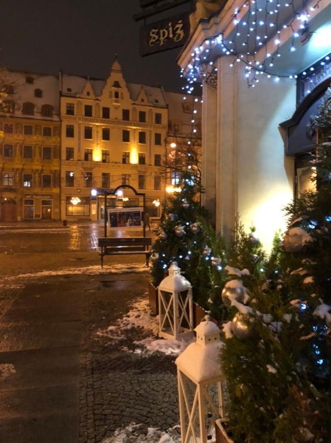 Louis & Elza Old Town Romantic Apartments Вроцлав Екстериор снимка