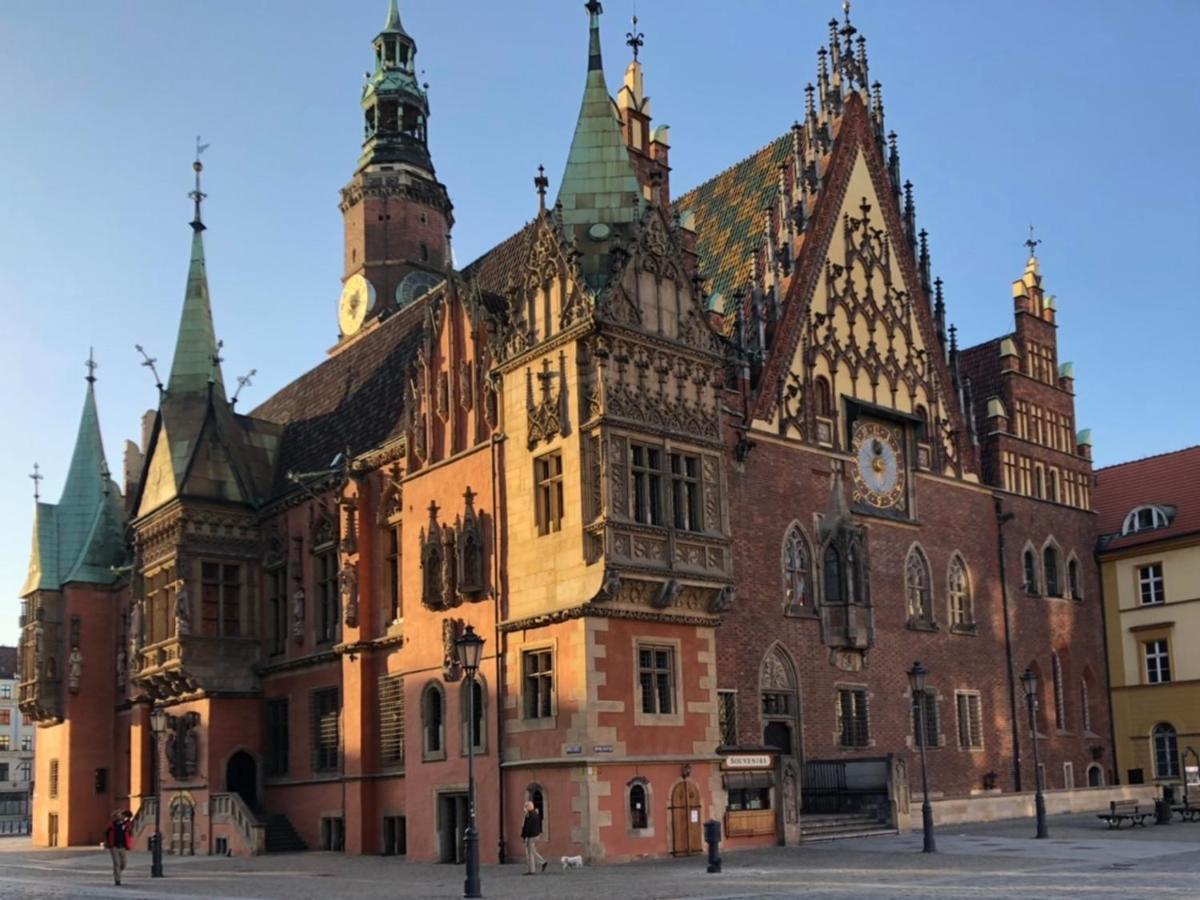 Louis & Elza Old Town Romantic Apartments Вроцлав Екстериор снимка
